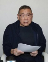 “女星狙击手”刘銮雄回应财产风波，否认小29岁娇妻甘比亏200亿：所有投资损失都是我自己决定，不关她的事