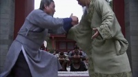 老头来找将军被侍卫嘲讽不给进门……