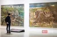 第六届美术文献展开展，这一次，艺术品跟你“一起玩”