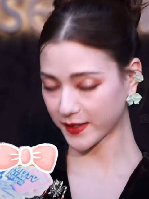 娜然花期真的好短,97年的她太显老了