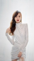 唐嫣生日照被吐槽歹毒！审美超差被嘲60大寿都不这么操办