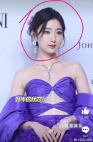 毛晓彤的鼻子咋回事？不会吧！