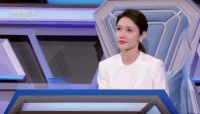 34岁，进央视才8年，龙洋成主持人大赛有史以来最年轻的专业评审