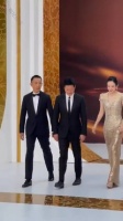 吴京 张译 一同亮相华表奖红毯，俩人都已是百亿影帝……