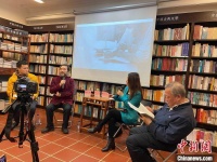 内地作家雪漠在港参与文学对谈活动 与读者分享创作心路历程