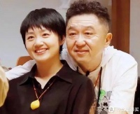 于谦喜欢上了19岁的大学生，女方母亲表示：他长得老，我不同意
