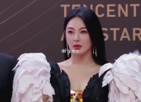 张雨绮用珠圆玉润的身材，给白幼瘦女星上了一课