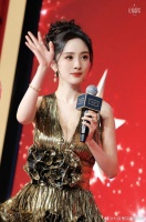 杨幂的美貌真是数十年如一日