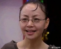 一婚嫁给公务员，二婚嫁给导演，三婚嫁给富豪，61岁的她过得怎样？