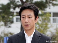 勒索李善均女子正脸照很清纯！是28岁演员兼未婚妈妈，恶行被扒