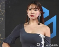31岁日本火辣女星宣布婚讯，对方是小自己5岁的粉丝，还怀孕了！