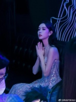 救命啊孟姐好美，她好近啊！