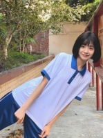 刘浩存同学曝其真面目：憋着坏的狐狸，上课传纸条，送廉价礼物