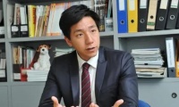 烧炭自杀去世的10位明星，最小才24岁，命运一个比一个凄惨