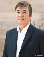 66岁资深歌手呼吸衰竭病逝！昔日酒驾致车祸，破产失智自毁前程