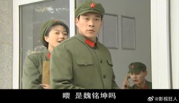 父亲到军校看儿子,儿子嫌丢人,谁知父亲被老战友认出