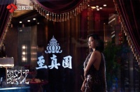 在繁花摇曳中走进李李 辛芷蕾：王家卫导演让我找到了另一条路｜谈艺录
