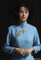陈道明对她一见钟情，李幼斌为她净身出户，她到底有何魅力？