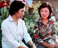 廖学秋，国家一级演员，25岁遭遇婚姻背叛，离婚之后选择独善其身