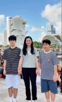 胡可晒俩娃近照：安吉帅回来，小鱼儿呆萌，哥俩长在我审美点上了