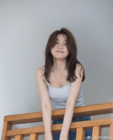 秦岚能不能莫名其妙留回长发啊 太娇了！