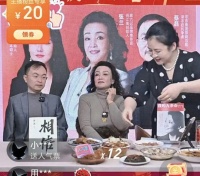 张兰兑现诺言去蔡磊直播间义播，直播观看人数超10万