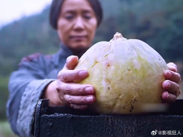 七日老太婆买枪重出江湖，老头贪财要高价，不料被当活靶子