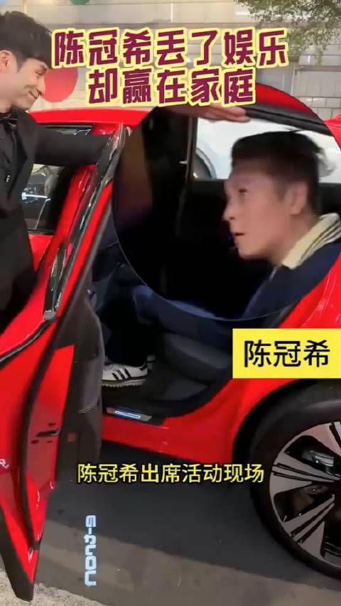 陈冠希年纪大了,颜值却依然不输内地小鲜肉……