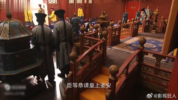 奸贼仗着有九爷撑腰,金殿大放厥词,皇上当场下令斩了