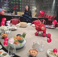 盘点明星家年夜饭！李湘最奢华，黄晓明接地气，刘涛最让人意外！