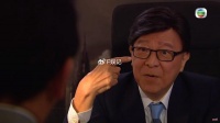 TVB老戏骨钟景辉罕见露面 满头白发但精神奕奕和学生们过春节