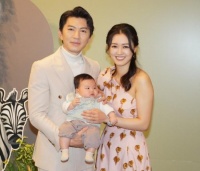 袁伟豪为儿子举办百日宴场面盛大 参加的艺人比TVB台庆更星光熠熠
