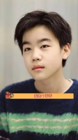 小孩哥长成大帅哥了，弟弟怎么这么帅！