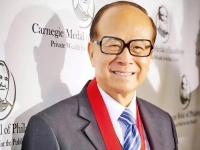 福布斯更新香港富豪榜，李嘉诚第一，甘比老公第六，何超琼第22名