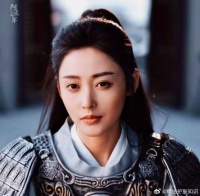 不是，长成这样为什么不火啊 随手一截发现她长得是真的美啊……