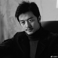 52岁李亚鹏情绪崩溃！称还不起钱吃一周外卖，李湘前夫打赏引热议
