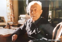 “国学泰斗”季羡林提醒：人到晚年，不管有钱没钱，都不要和兄弟姐妹走得太近