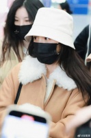 奶乎乎的一个奶团子幂 机场私服太好看啦……