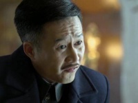 这绝对是粱萌萌在整个伪装者里最高光的时刻