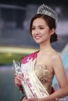 三位因美貌被导演看中的女星：一位戏未拍完已出圈！