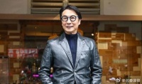 刘松仁曾被传中风，74岁近照曝光：身形暴瘦口齿不清