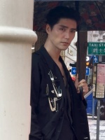 谁在香港的街头看到这样的场景……