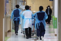 首尔大学医学院教授协会：如韩国政府不能合理解决辞职事件 教授将集体辞职