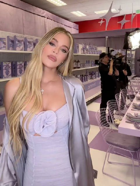 Khloe Kardashian最近出席Lemme活动  又美了我Ko姐