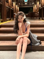 易梦玲的颜和身材很顶
