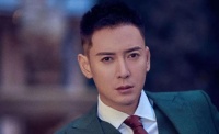 他长得帅演技好，出道18年无绯闻，低调娶妻生女，幸福不已