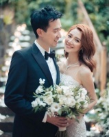四年抱三！36岁女星晒全家福又报喜：我自己都不知道怎么做到的！