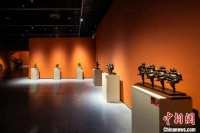 许鸿飞雕塑世界巡展于遵义站启帷