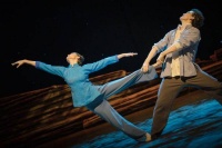 原创舞蹈诗剧《杨家岭的春天》第三轮演出落幕 将于5月再登国家大剧院