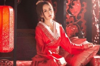 古代青楼门前悬挂出一上联：天天新人鸳鸯被，乾隆妙对下联成经典